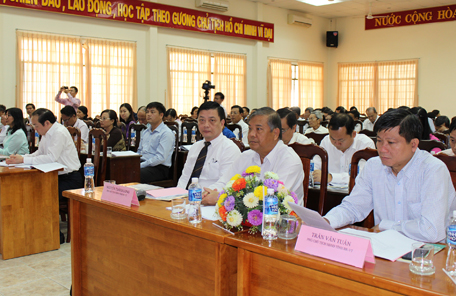 Hội thảo phát triển HTX và sơ kết Chỉ thị số 35-CT/TU ngày 19-12-2013 của Ban Thường vụ Tỉnh ủy về tiếp tục đổi mới, phát triển và nâng cao hiệu quả kinh tế tập thể.